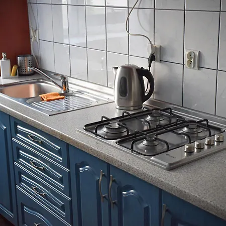 Hostel Sadowianka